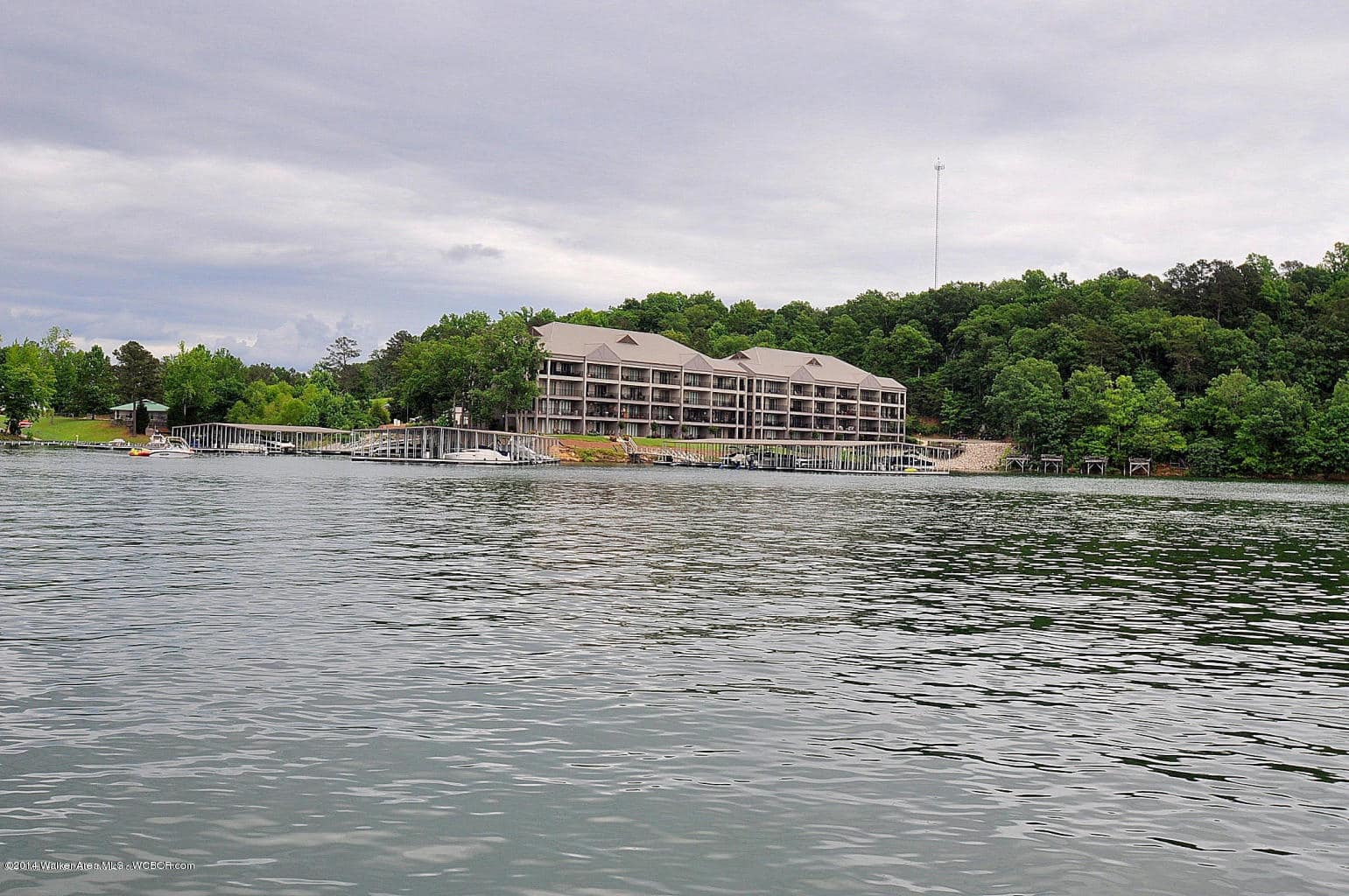 Smith Lake Condos at Waterford for Sale