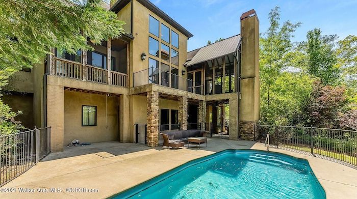 667 Blue Water Pointe Drive Jasper, AL 35504